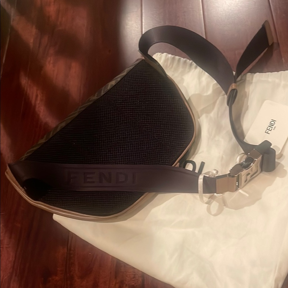 Fendi Brown and Black Belt Bag with Geometric Pattern - Picture 4 of 4
